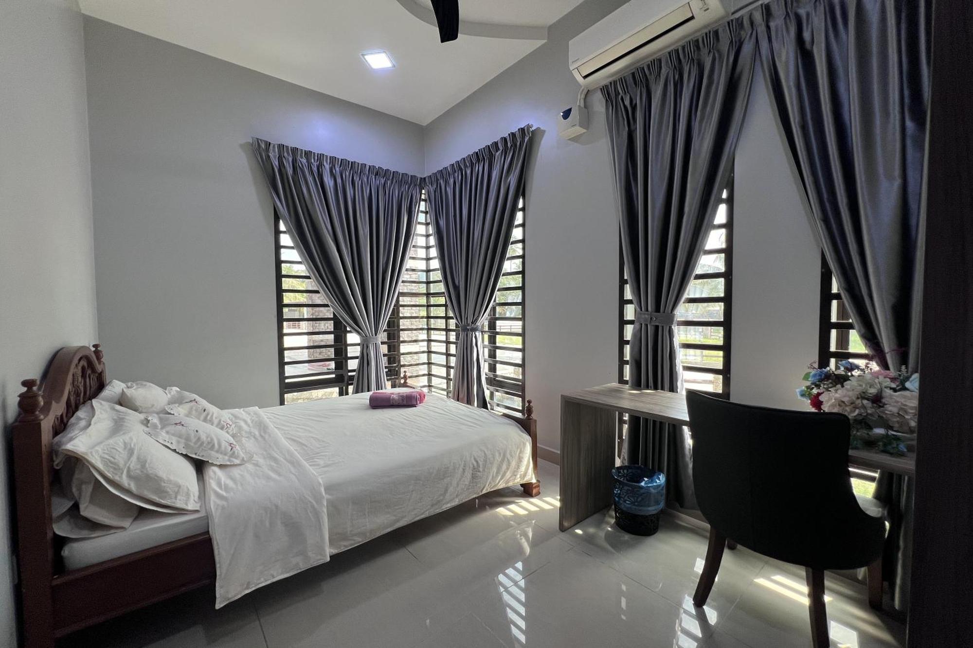 Nurbayu Chalet, Kemaman Куантан Екстер'єр фото
