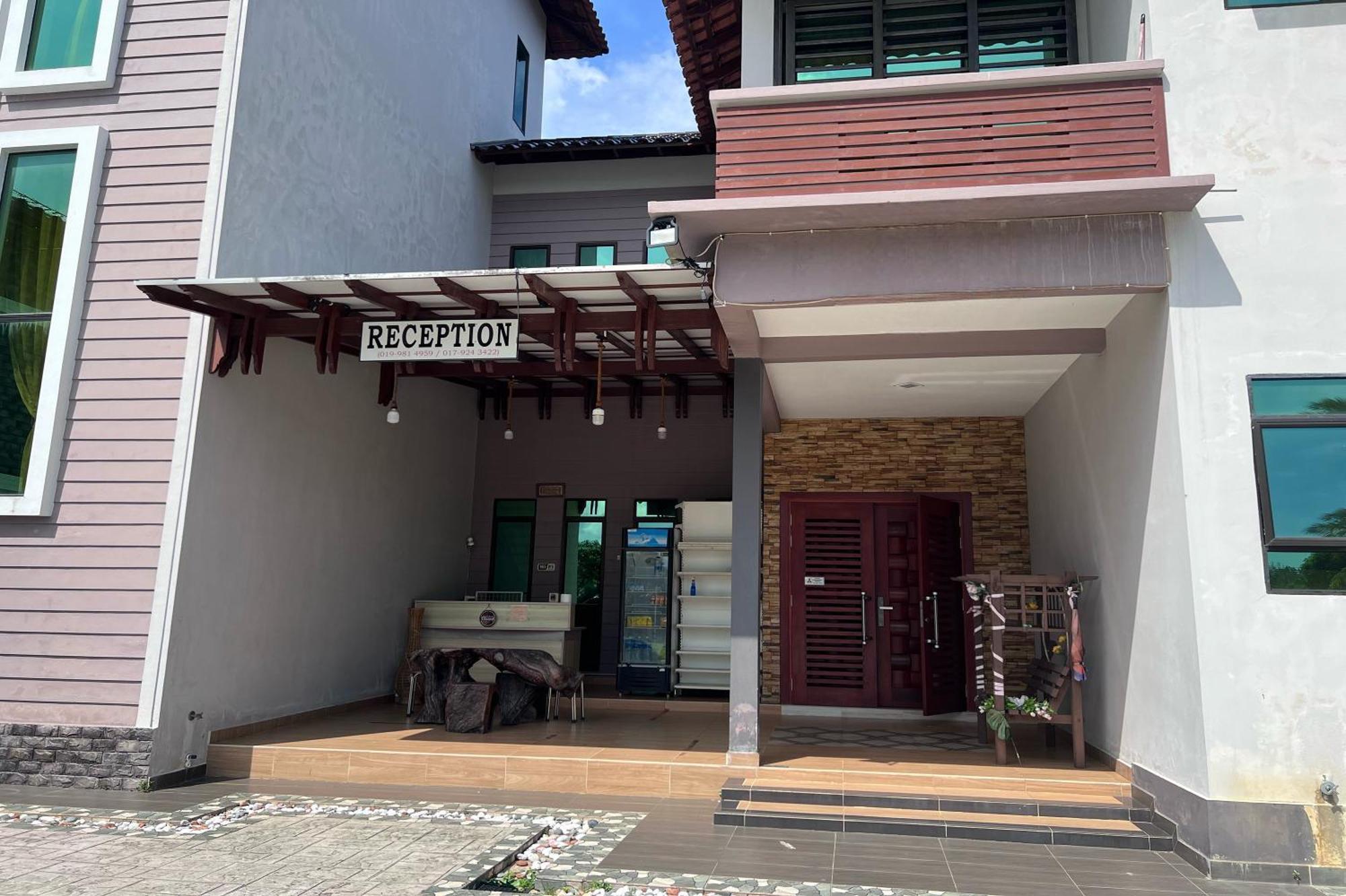 Nurbayu Chalet, Kemaman Куантан Екстер'єр фото