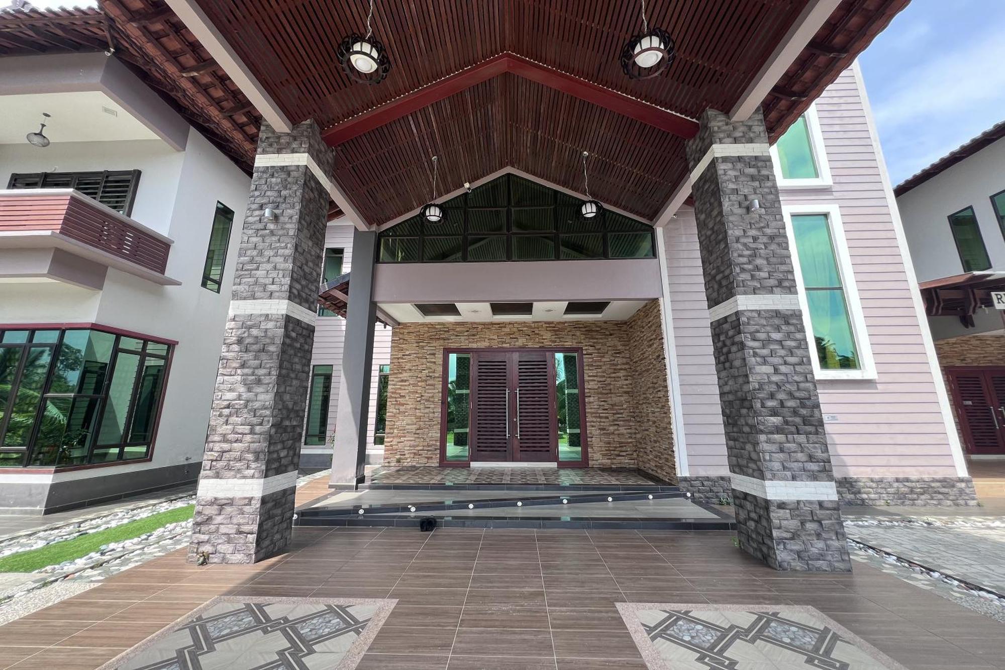 Nurbayu Chalet, Kemaman Куантан Екстер'єр фото